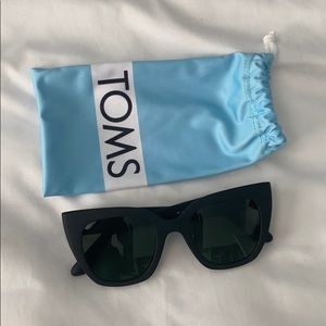 TOMS traveler Sydney glasses